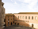 Il complesso di Santa Maria della Scala a Siena il 29 ottobre ospiterà la cerimonia di designazione dei vincitori del Premio Icom Museo dell'Anno 2011 e il convegno «Fare museo insieme. Reti e sistemi museali per vincere la crisi»