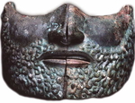  Visiera di elmo etrusco con volto barbato (V sec a.C.)